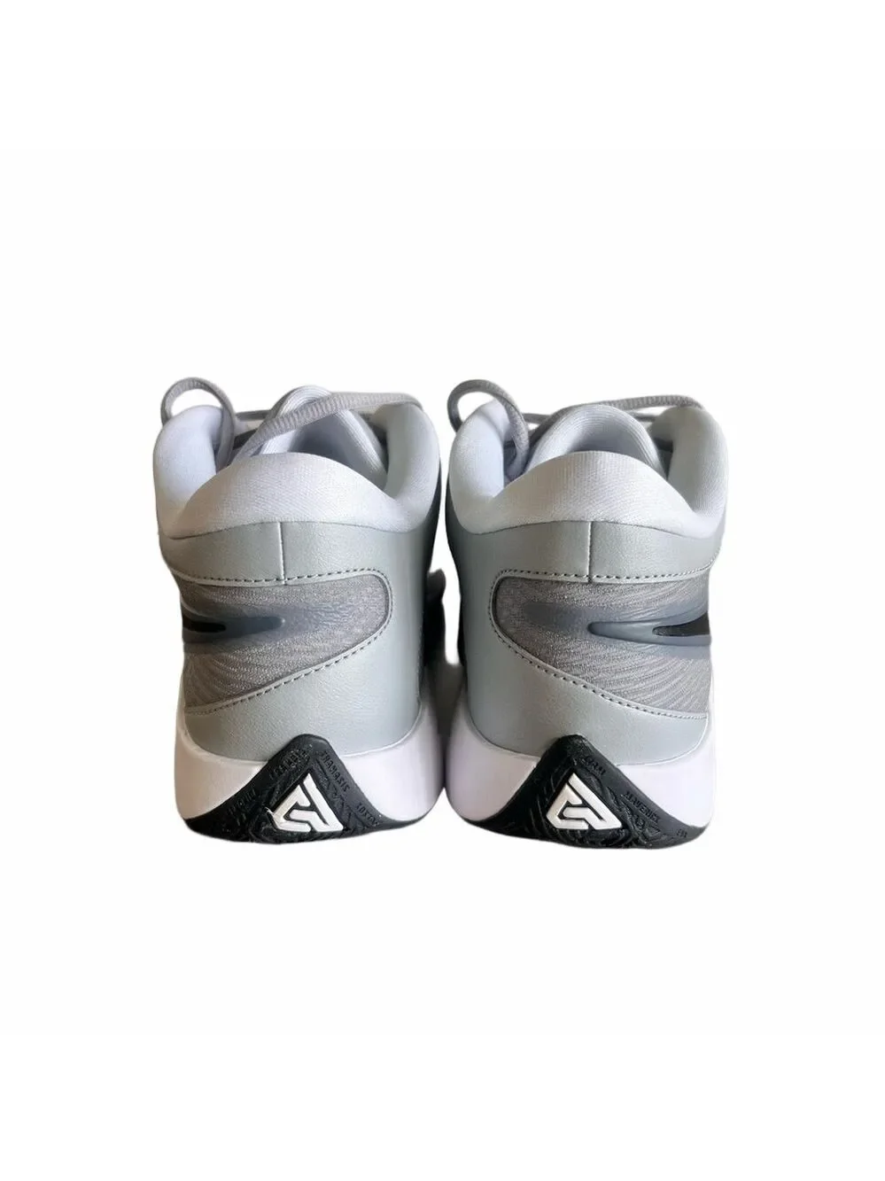 Nike Men's Giannis Freak 6 TB Shoe Size 11 #B1362A